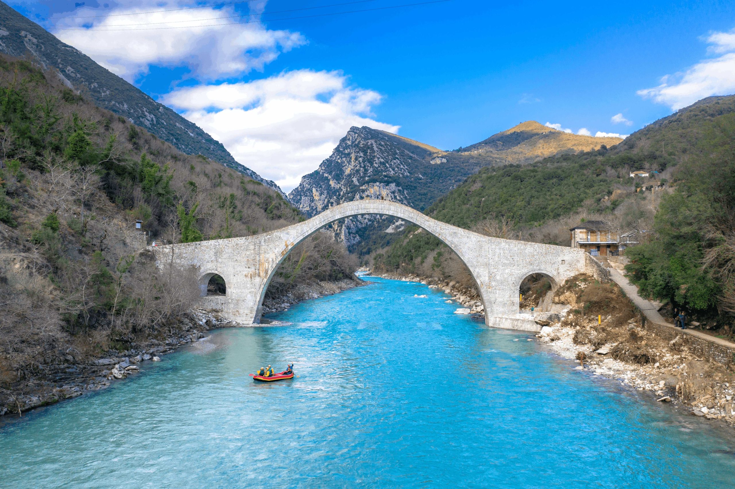 Ράφτινγκ στον Άραχθο | Οκτώβριος Image